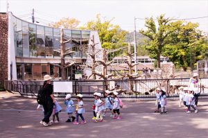 円山動物園バス遠足